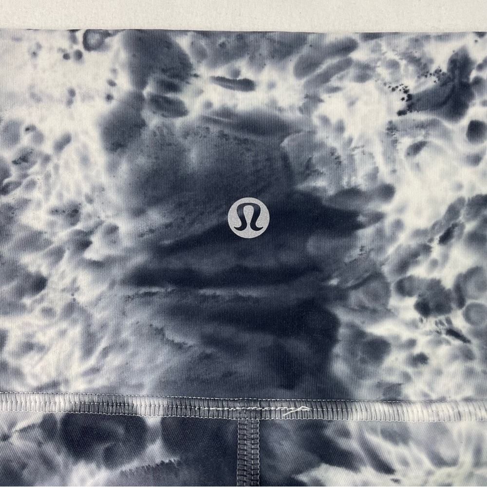 Lululemon Wunder Under High-Rise Tight 25" *Luxtreme Marble Dye Classic Navy 4 - Picture 8 of 9